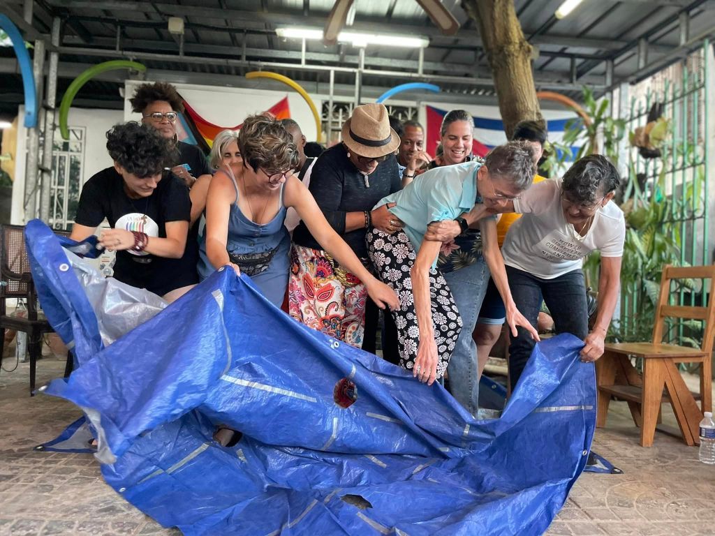 Un taller, dos ciudades: «Iniciativas transformadoras en medio de&nbsp;conflictos»